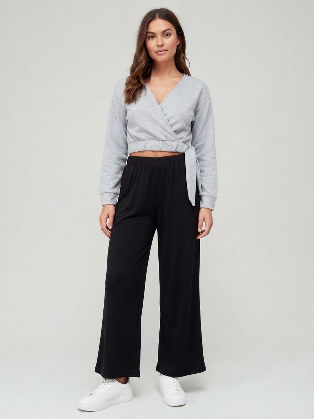 PrettyLittleThing Light Gray Wrap Cropped V‑Neck Sweater